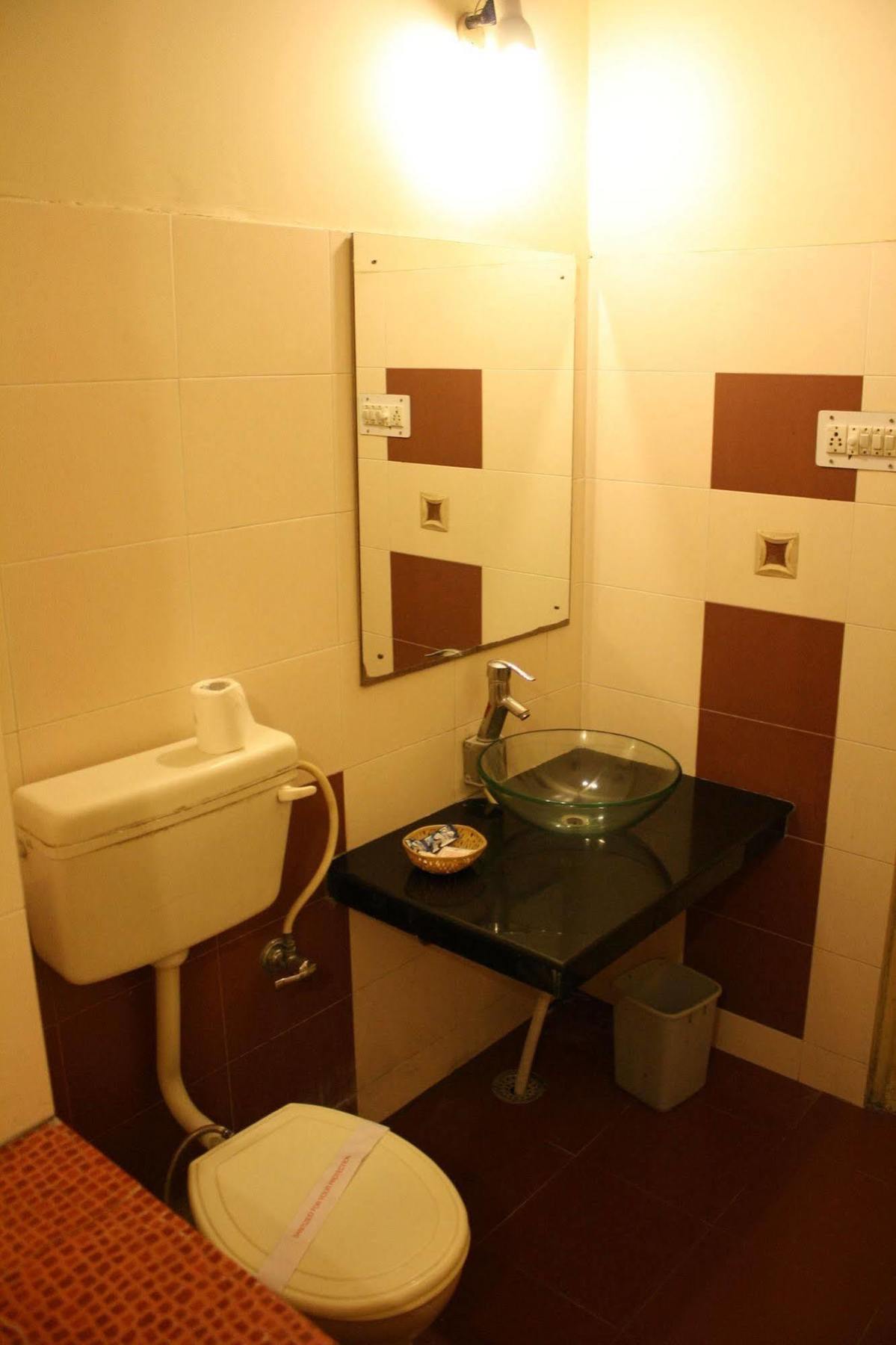Hotel Shalimar Divisione di Divisione di Jaipur Esterno foto